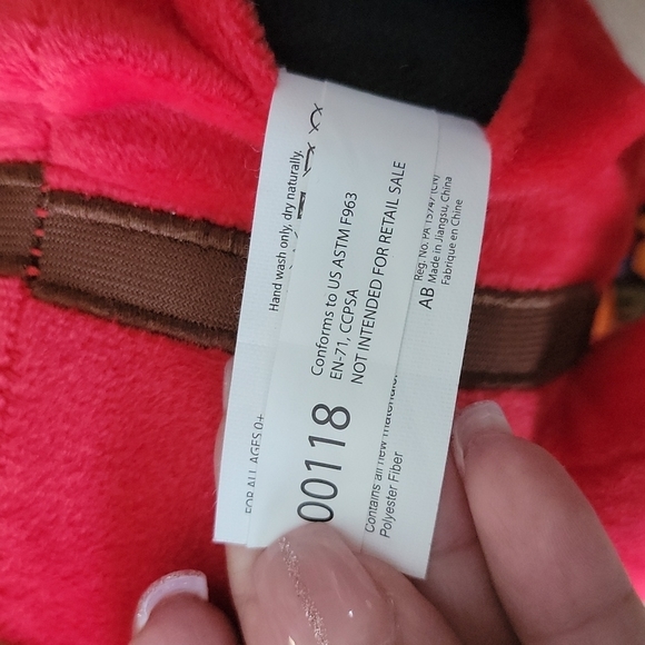 Super Mario Brothers 2018 Shy Guy Plush - Picture 9 of 9